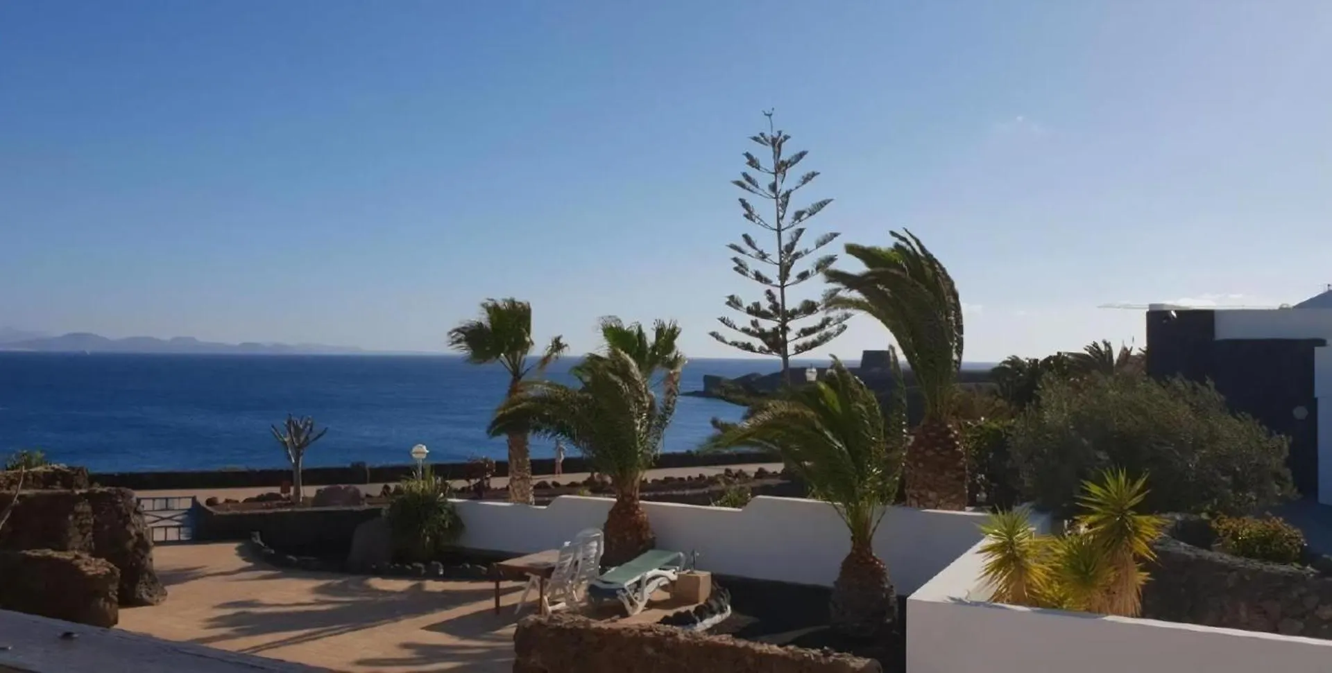 Schoene Wohnung In Playa Blanca Mit Grill, Garten Und Terrasse Und Neben Dem Strand